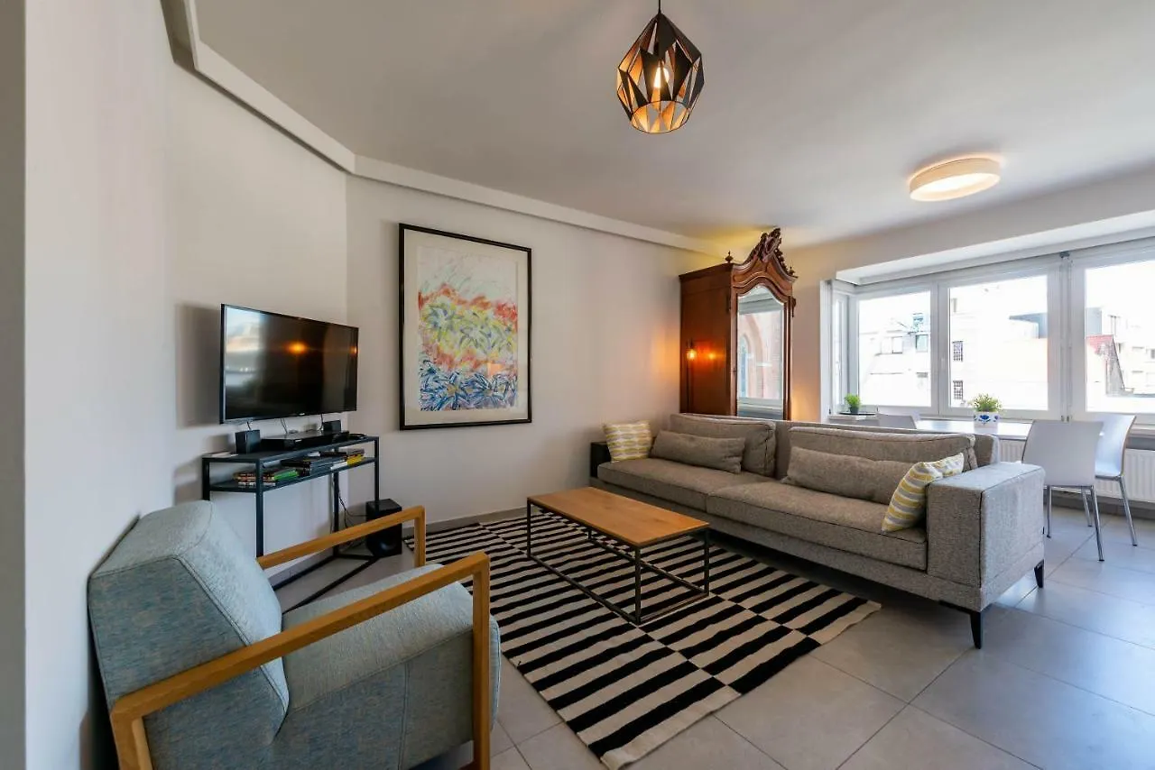 Modern Apartment With Free Parking Oostende