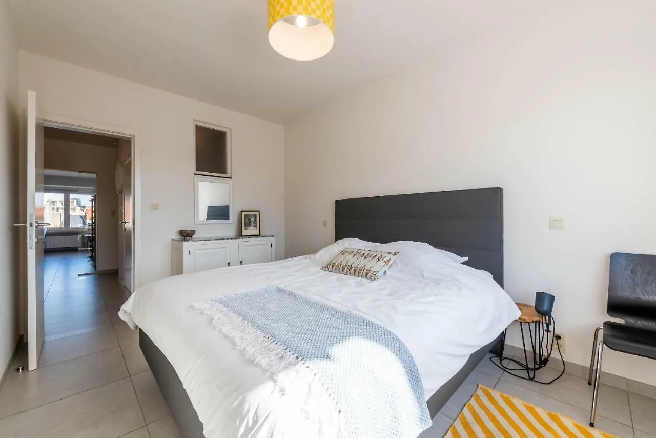 Modern Apartment With Free Parking Oostende