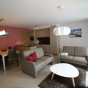 Res. Prado - 4 Pers, 2 Slpk, Vlakbij Zeedijk Appartement