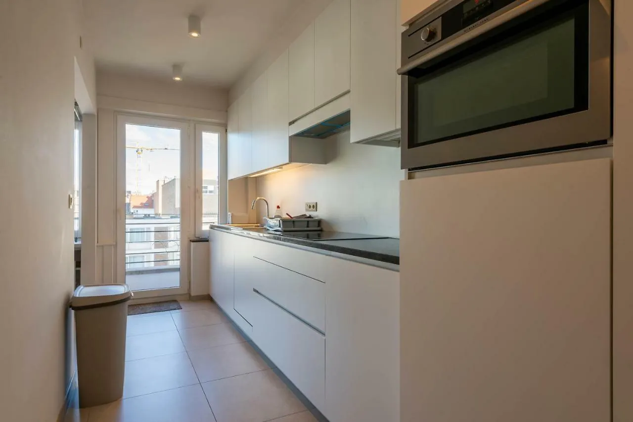 Modern Apartment With Free Parking Ostend